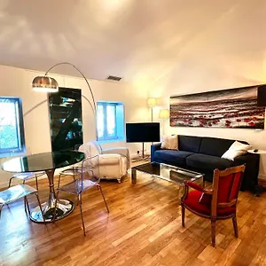 https://le-47-apartment-avignon.aixenprovencehotels.org