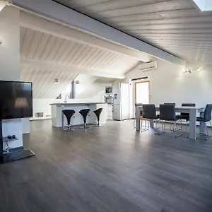 https://sherlock-loft-by-connexion.fr-provencehotel.com